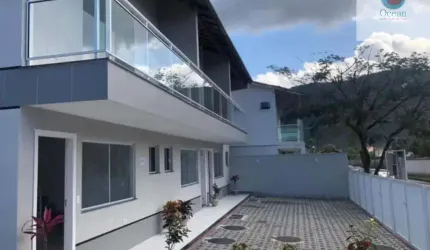 Ocean vende:  Maricá, Itaipuaçu, duplex , sendo 2 suítes, varanda, garagem,  área de serviço.