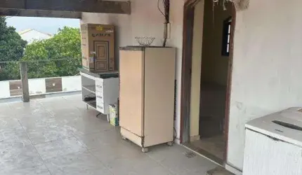Ocean vende: Maricá, Itaipuaçu, casa inacabada 4quartos(1suíte),1quadra da praia, só a vista.