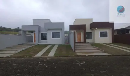 Ocean vende: Maricá, condomínio, casa 2 suítes, Garagem, Área de Serviço, Banheiro social
