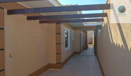 Ocean vende:  Itaipuaçu, casa 3 quartos, sendo 1suíte, área gourmet, chuveirão.  Sala 2  ambientes