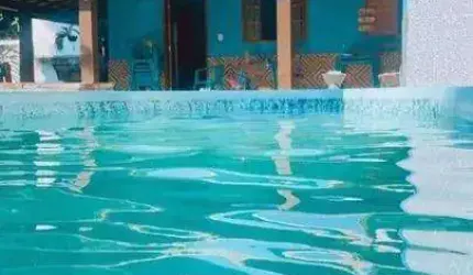 Ocean vende:  Itaocaia Valley, casa 2 quartos, varanda, piscina chuveirão, lote 800M².