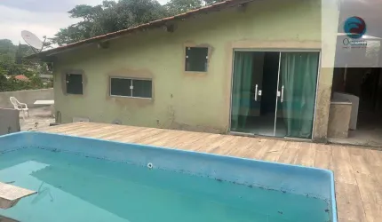 Ocean vende: Niterói, Itaipu, Casa 2 quartos, sendo 1suíte, piscina, churrasqueira, área de serviço,
