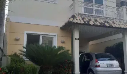 Ocean vende: Maria Paulo, casa condomínio,  3 quartos,  2banheiros, varanda, churrasqueira, armários