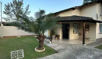 Ocean vende: Itaipuaçu, Barroco, Casa 2 quartos, sendo 1 suíte, mobiliado, armários