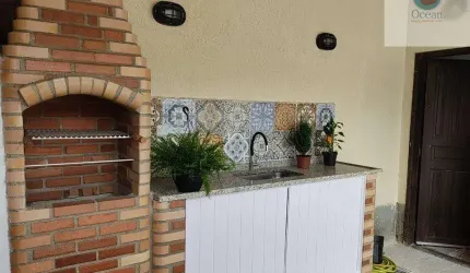 Ocean vende: Itaipuaçu, condomínio, casa 3quartos sendo 1suíte, chuveirão, churrasqueira, planejados