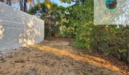 Ocean vende: Niteroi, Itaipu - Maravista, Condomínio Amoli, terreno plano 360M², Escritura/RGI.