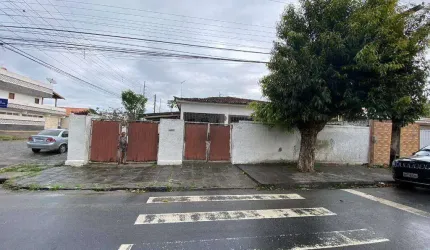 Casa com 4 dormitórios à venda, 230 m² por R$ 500.000,00 - Catolé - Campina Grande/PB