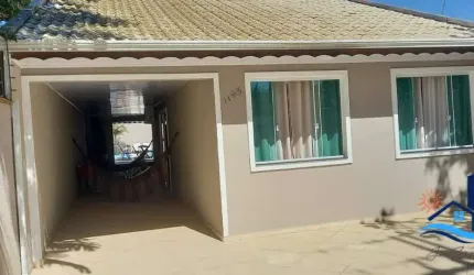 Casa com 2 quartos e piscina em Caiobá.