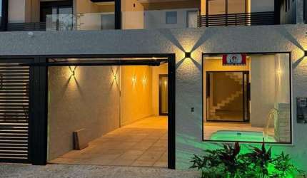 Sobrado Alto Padrão Balneário Marajó  com Piscina