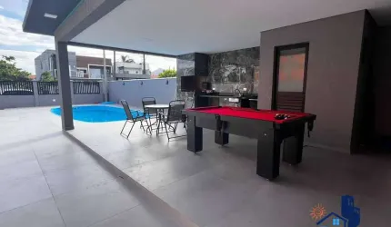Casa Térrea 50 m do mar com Piscina, Edícula e espaço externo Baln Riviera