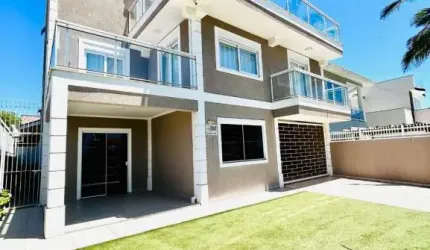 Sobrado com 5 dormitórios à venda, 222 m² por R$1.680.000 - Brasília - Itapoá/SC