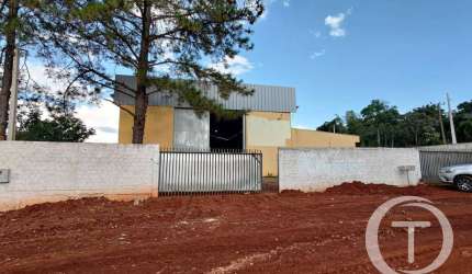 Barracão de 276 m² em terreno de 1.400 m² no Lago Azul: R$ 1.200.000,00