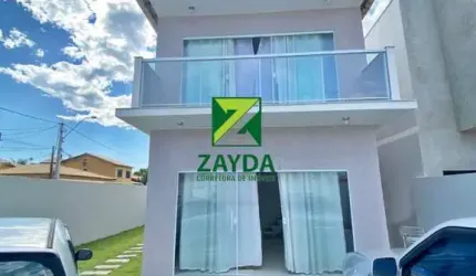 Imperdível casa à venda em Casimiro de Abreu-RJ, no bairro Peixe Dourado I: 2 quartos, 1 sala, 2 banheiros, 4 vagas, 100m²!