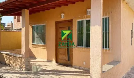 Casa linear para venda , com 02 quartos e amplo quintal no bairro São João / Casimiro de Abreu.