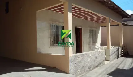 Imóvel comercial com área de 360m² de terreno e 143,00 de área construida, em frente à Rodovia Amaral Peixoto em Barra de São João.