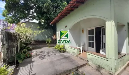Casa à venda em Casimiro de Abreu-RJ, Centro - 3 quartos, 1 sala, 2 banheiros, 3 vagas de garagem, 124,70 m²!