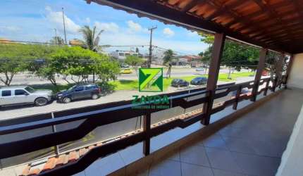 Casa com 03 quartos, em frente à Rodovia Amaral Peixoto, em Tamoios/Cabo Frio.
