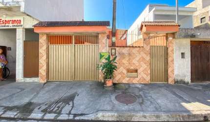 02 casas à venda em Rio das Ostras - Jardim Miramar com 200 metros de terreno. Aproveite!