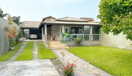 Imperdível! Casa de 4 quartos com 2 suítes na Vila Campo Alegre, Barra de São João-RJ - 250m² - 2 vagas de garagem