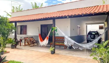 Casa linear à venda em Rio das Ostras-RJ no bairro Jardim Miramar: Oportunidade