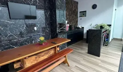 Casa à Venda com 3 suítes, de 115 m² no Cardoso Continuação - Ap. Goiânia