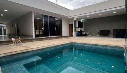 Casa de 3 Quartos, sendo 2 suítes no Setor Morais de 300,00 m²