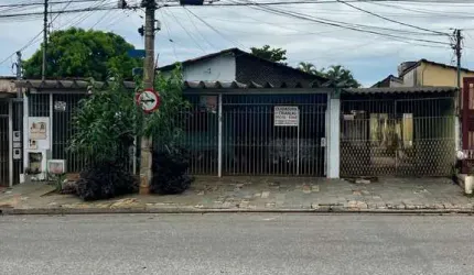 Vende-se casa no Jardim América de 235,00 m²