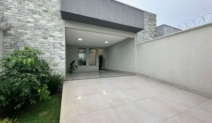 Casa três suítes no Jardim Atlântico
