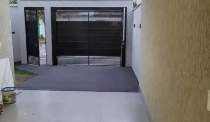 casa 3 quartos de alto padrão no Jardim Atlântico