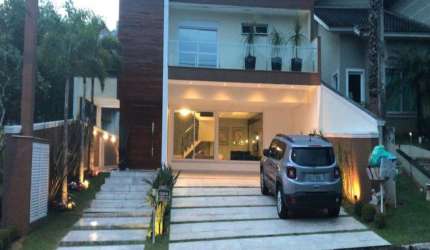 Casa com 264m² a venda em Arujá por R$ 2.400.000,00