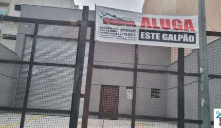 Oportunidade: Galpão Comercial à Venda em Santo André-SP, Parque Capuava - 2 Banheiros, 4 Vagas de Garagem, 200m² de Área