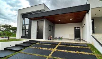 Casa a Venda, Condomínio Cyrela Landscape, Taubaté - R$ 980 mil