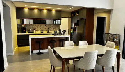 Casa à Venda, Condomínio Reserva Altos do Cataguá, Taubaté