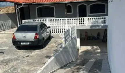 Casa com 3 quartos à venda, 236 m² por R$ 850.000 - Cidade Edson - Suzano/SP