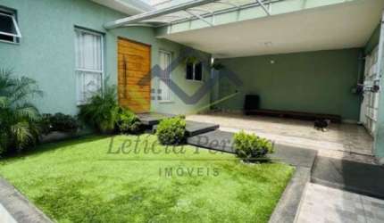 Casa 3 Quartos à venda, 206 m² por R$ 1.750.000 - Chácara Faggion - Suzano/SP