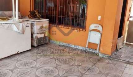 Sobrado com 2 dormitórios à venda, 173 m² por R$ 405.000,00 - Vila Urupês - Suzano/SP