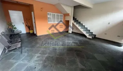 Sobrado com 3 dormitórios à venda, 174 m² por R$ 800.000,00 - Jardim Santo Antônio - Suzano/SP