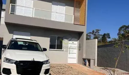 Sobrado com 3 Quartos à venda, 118 m² por R$ 692.000 - Jardim Modelo - Suzano/SP
