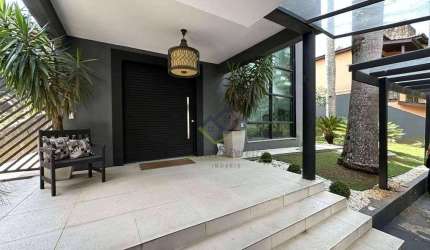 CASA A VENDA COM 03 SUITES CONDOMÍNIO NOVA HIGIENOPOLIS