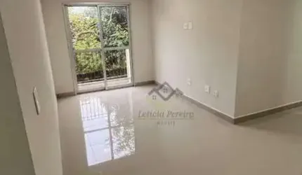 Apartamento com 2 dormitórios à venda, 60 m² por R$ 260.000,00 - Vila Solar - Ferraz de Vasconcelos/SP