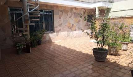 CASA A VENDA, CHURRASQUEIRA, QUINTAL, 06 VAGAS, CANGAÍBA, SÃO PAULO