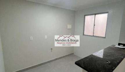 Apartamento com 2 dormitórios à venda, 45 m² por R$ 205.000,00 - Água Chata - Guarulhos/SP