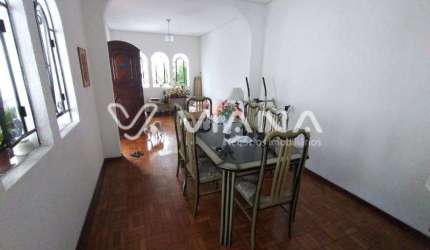 Casa com 2  Dormitórios em Centro em  São Caetano do Sul