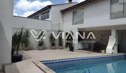 Sobrado à Venda com 4 Suítes no Jardim São Caetano na Cidade de São Caetano do Sul
