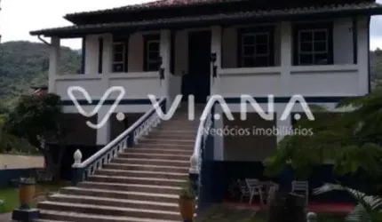 Fazenda à Venda com 5 Dormitórios  em Itabaquara na Cidade de Piquete /SP.