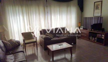 Casa Térrea à Venda com 3 Quartos no Bairro Osvaldo Cruz em São Caetano do Sul