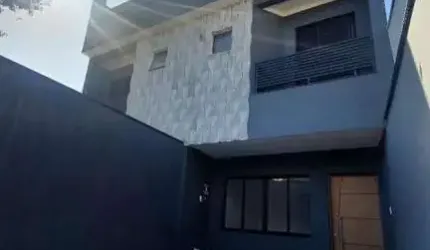 Sobrado para Venda em Santo André, Parque Jaçatuba, 2 dormitórios, 2 suítes, 1 banheiro, 1 vaga