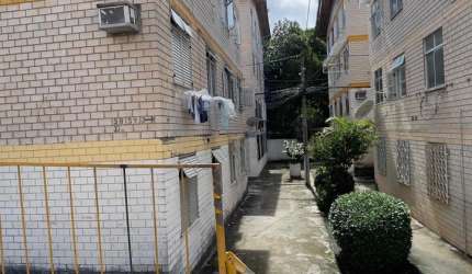 Apartamento à venda, 2/4, banheiro social, 55m2