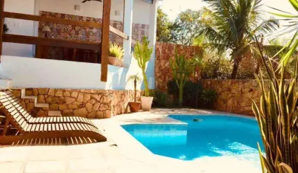 CASA A VENDA NO PORTAL DA FERRADURA.