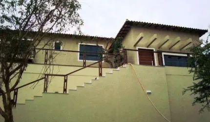 CASA A VENDA NO JOÃO FERNANDES